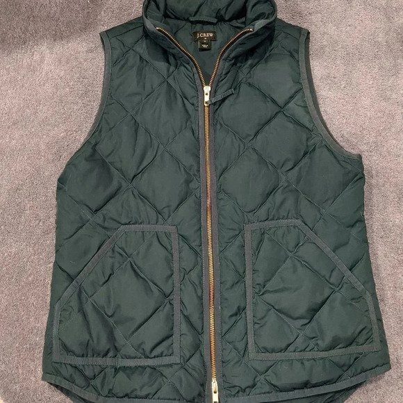 J. Crew Excursion Quilted Vest Hunter Green Down Filled Gorpcore Preppy S - Picture 4 of 7